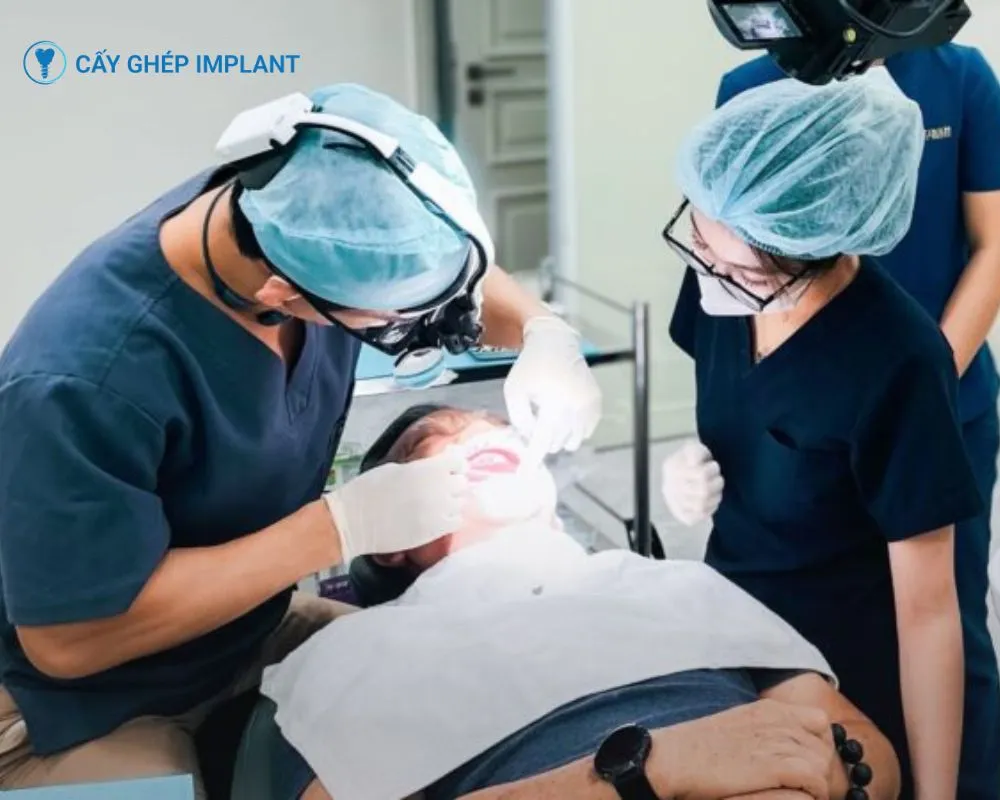 cấy ghép implant trong nha khoa là gì