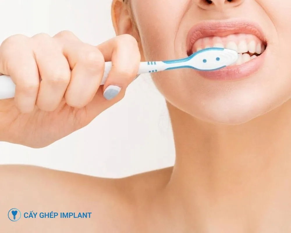 trồng răng implant bao lâu thì lành