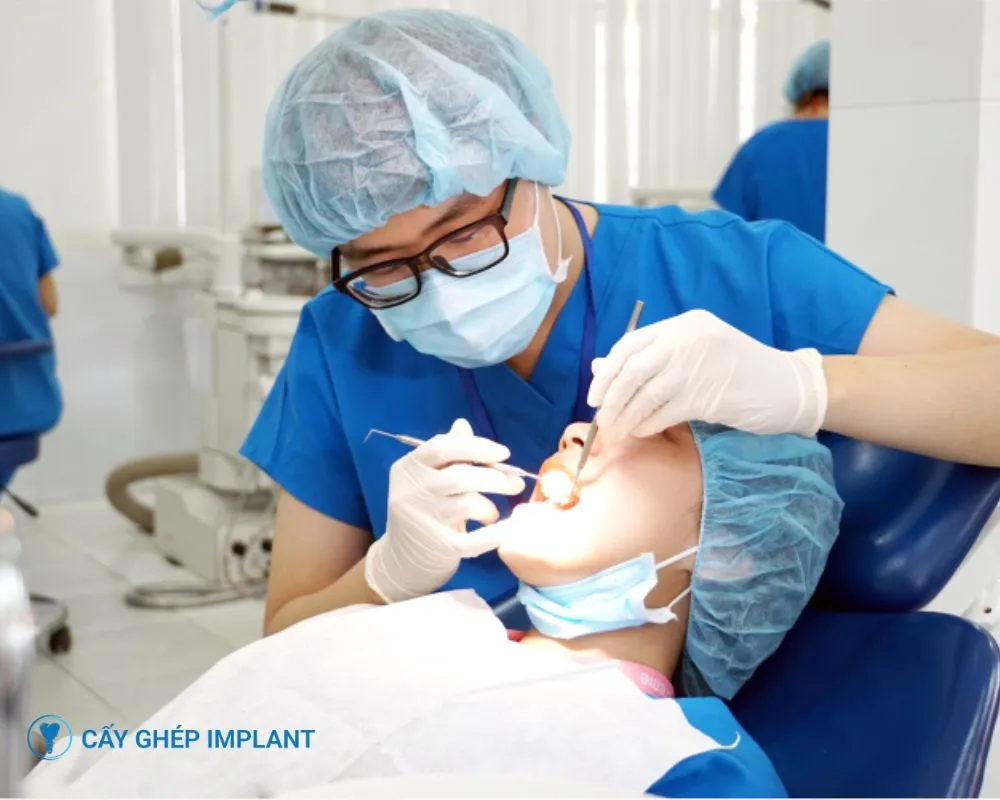 trồng răng implant có niềng răng được không