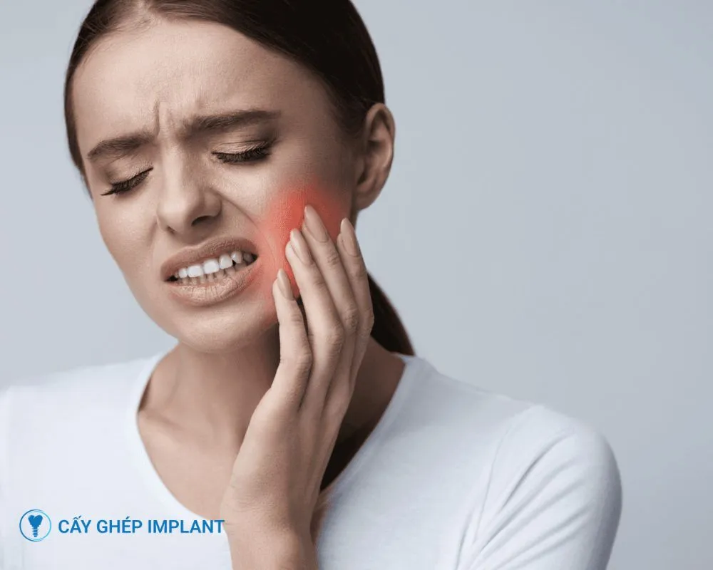 trồng răng implant có tốt không
