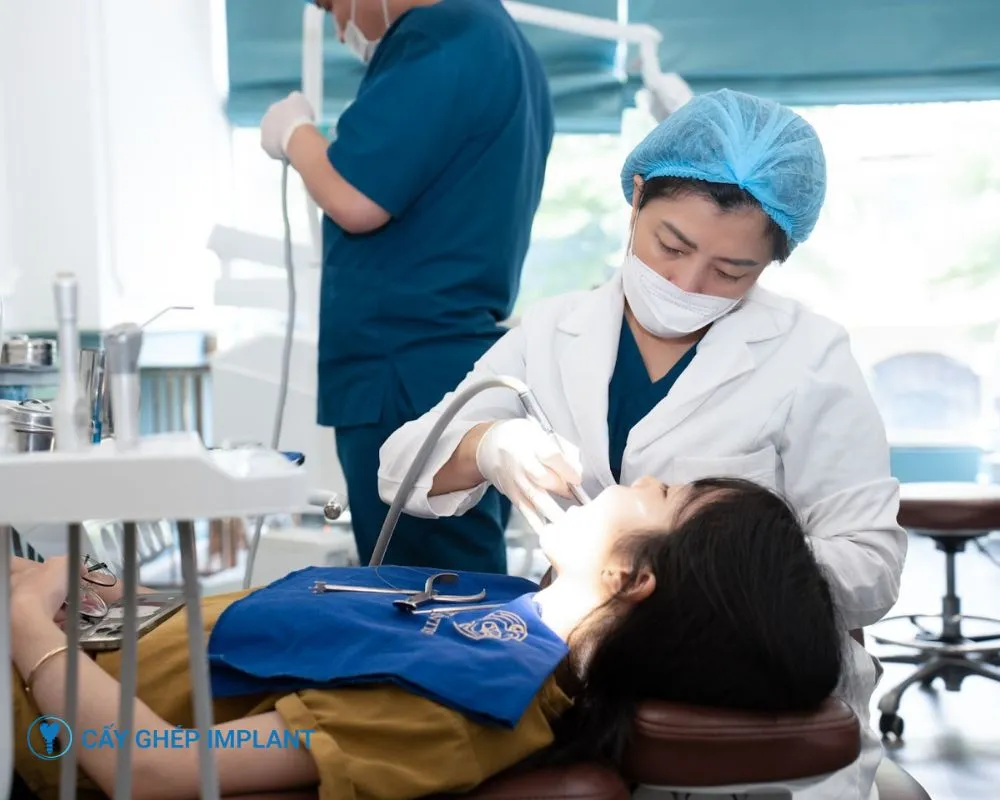trồng răng implant nguyên hàm